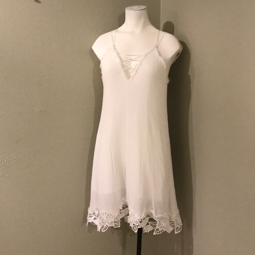 Cute white lined summer dress!